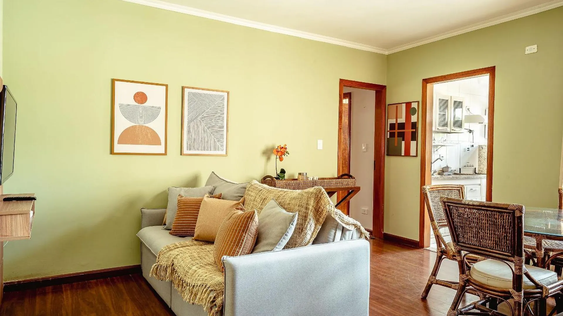 Apartamento No Centrinho De Capivari | Wifi + Lareira + Garagem Campos do Jordao Apartment